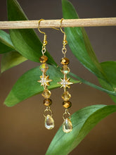 Load image into Gallery viewer, Brown Starburst Dangle Earrings
