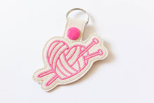 Load image into Gallery viewer, Knit Lover Keychain
